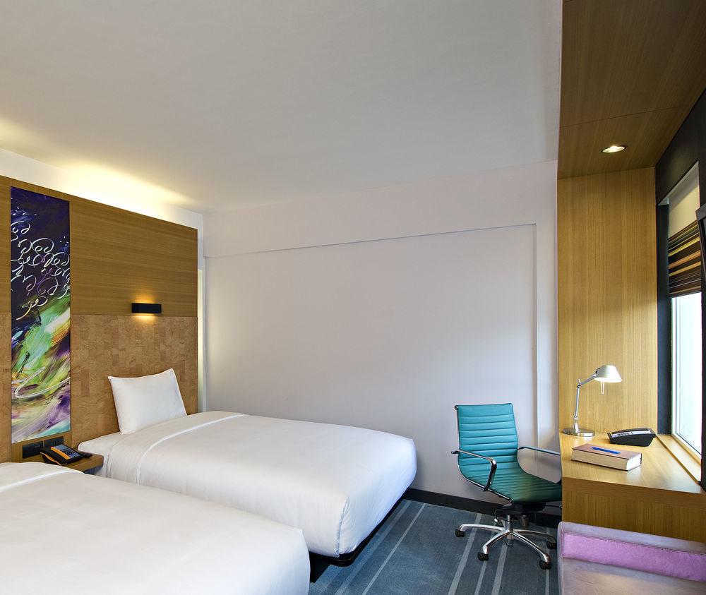 Aloft Bengaluru Whitefield Bangalore Exterior foto