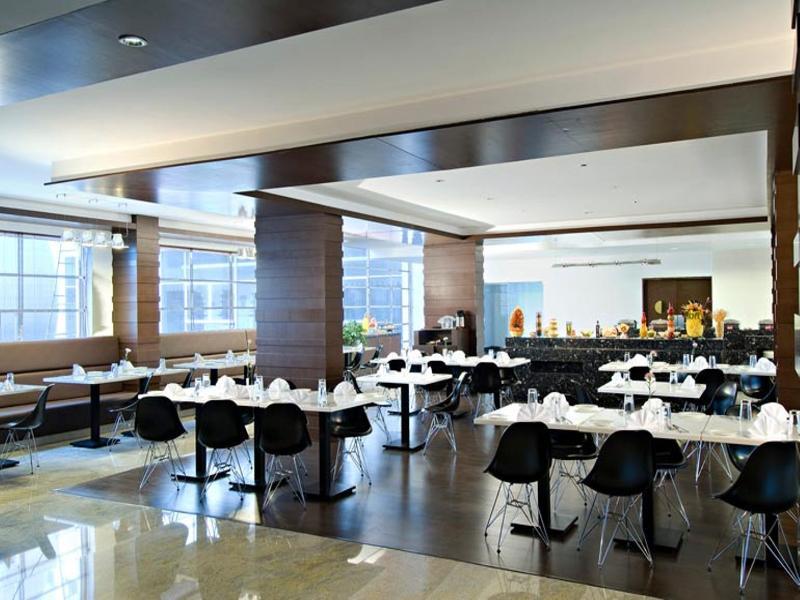 Aloft Bengaluru Whitefield Bangalore Exterior foto