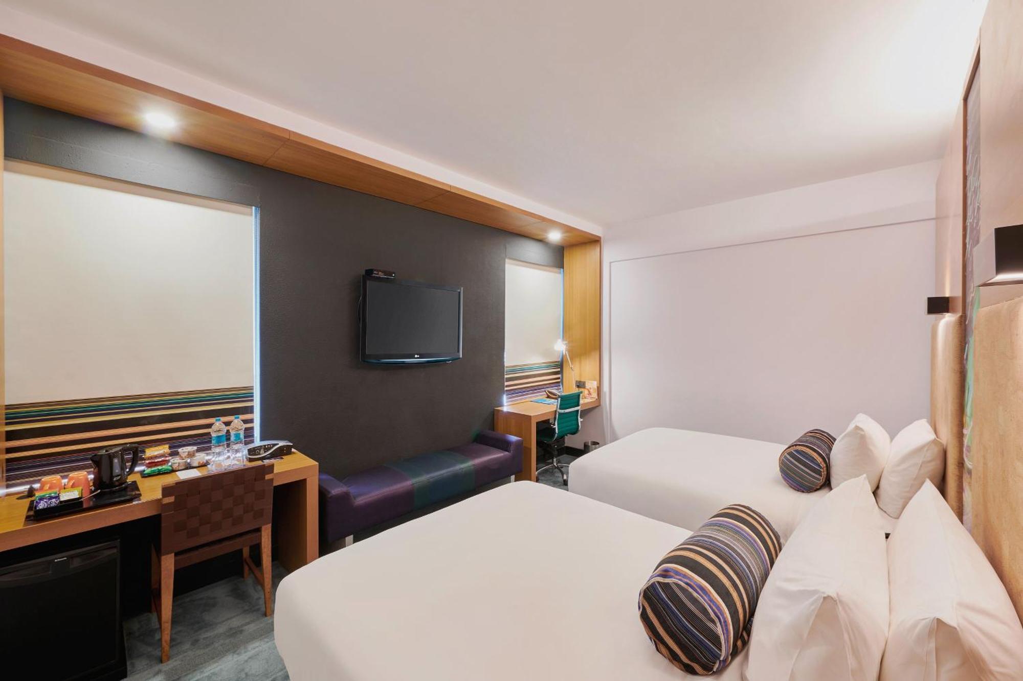 Aloft Bengaluru Whitefield Bangalore Exterior foto