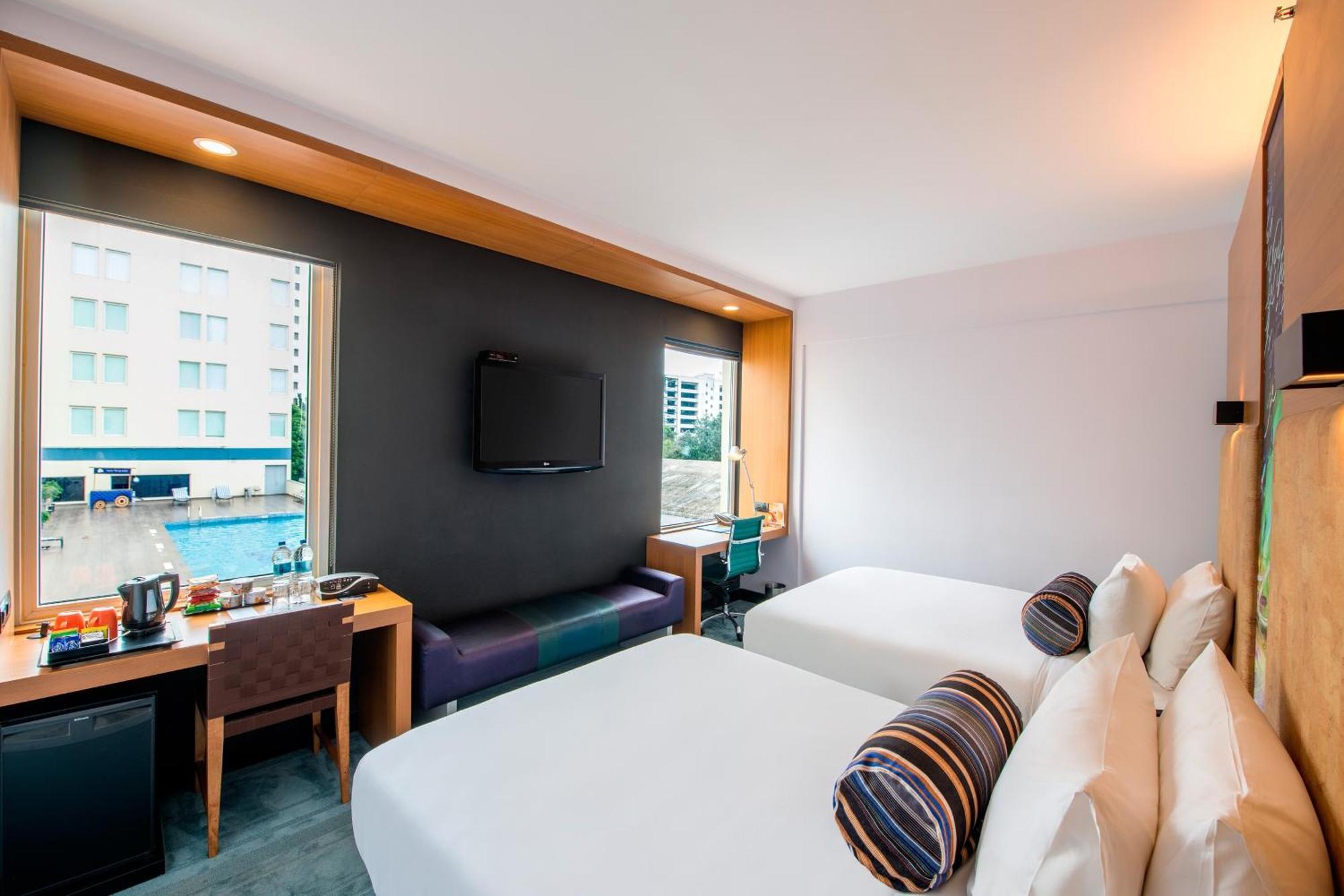 Aloft Bengaluru Whitefield Bangalore Exterior foto
